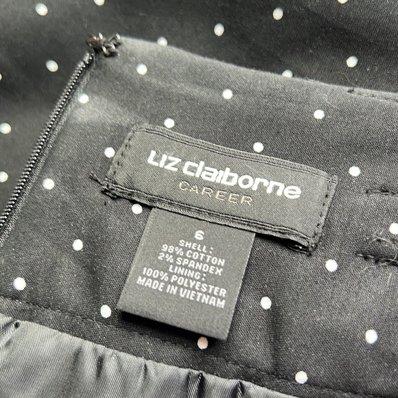 Like new! Pencil skirt, size 6 - Picture 3 of 3